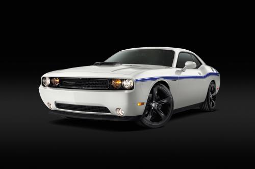 Mopar Dodge Challenger (2014) - picture 1 of 9