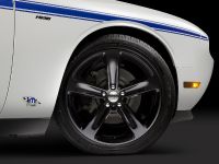 Mopar Dodge Challenger (2014) - picture 3 of 9