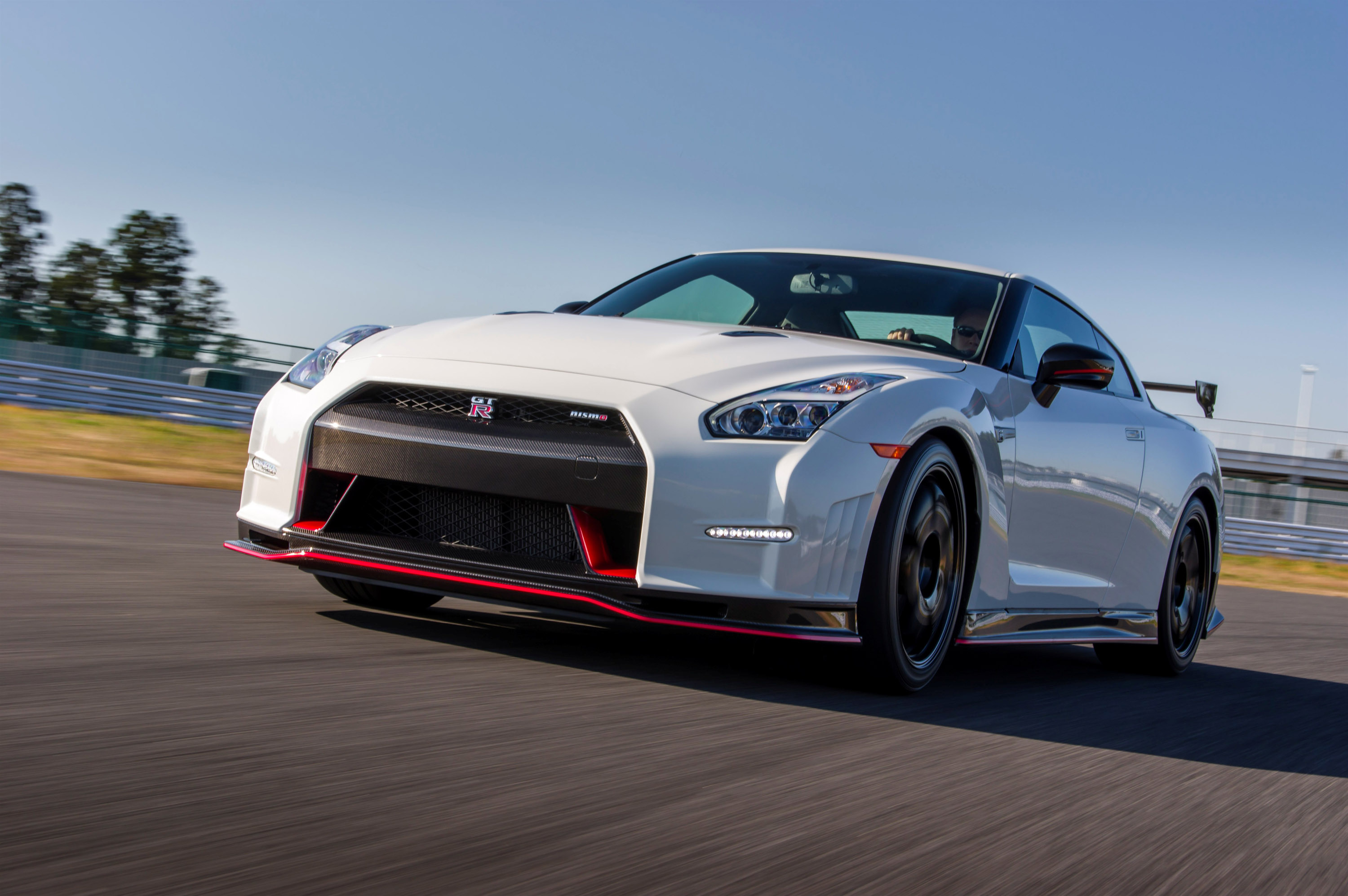 Nissan GT-R Nismo EU-Spec