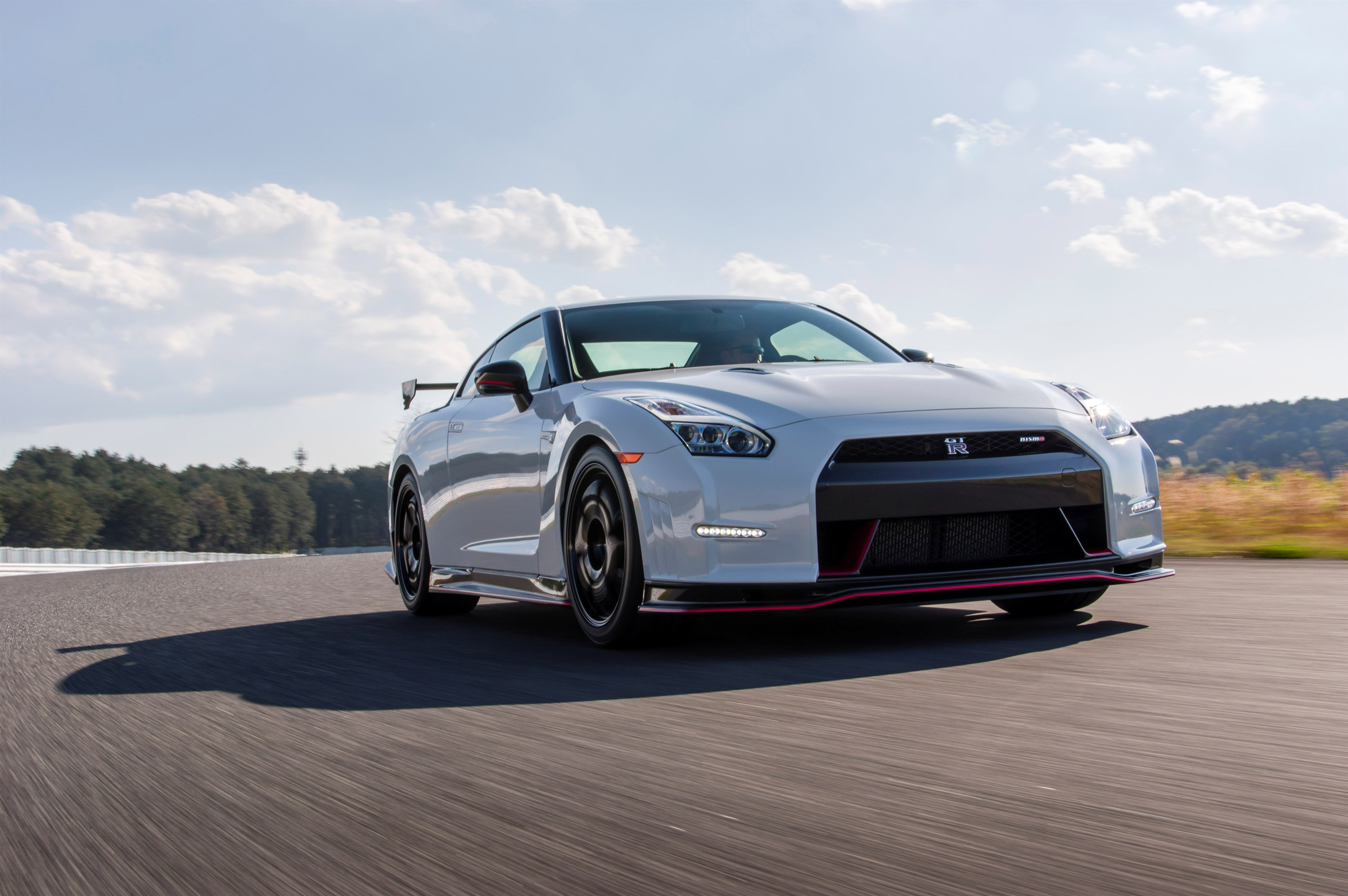 Nissan GT-R Nismo EU-Spec