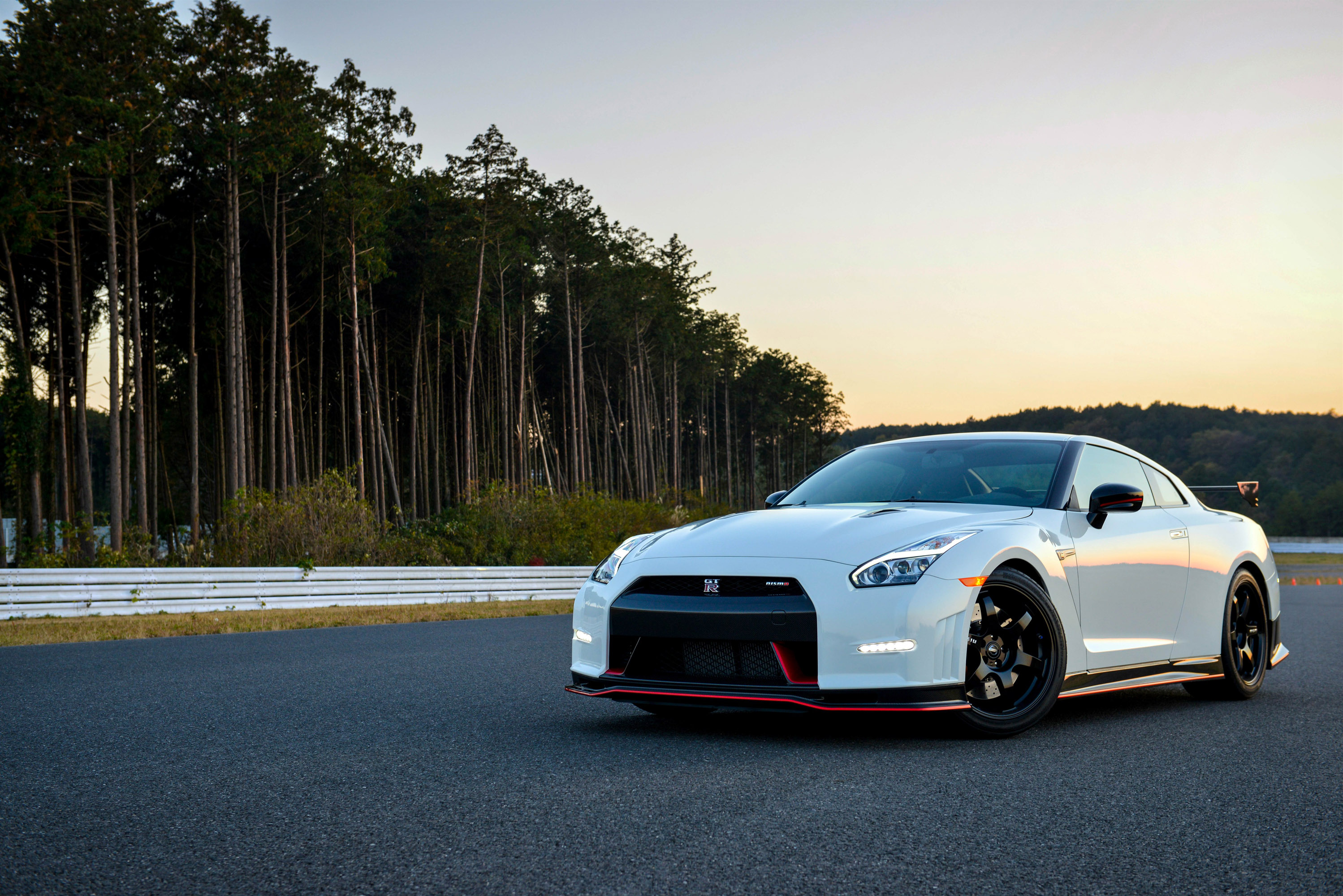 Nissan GT-R Nismo EU-Spec