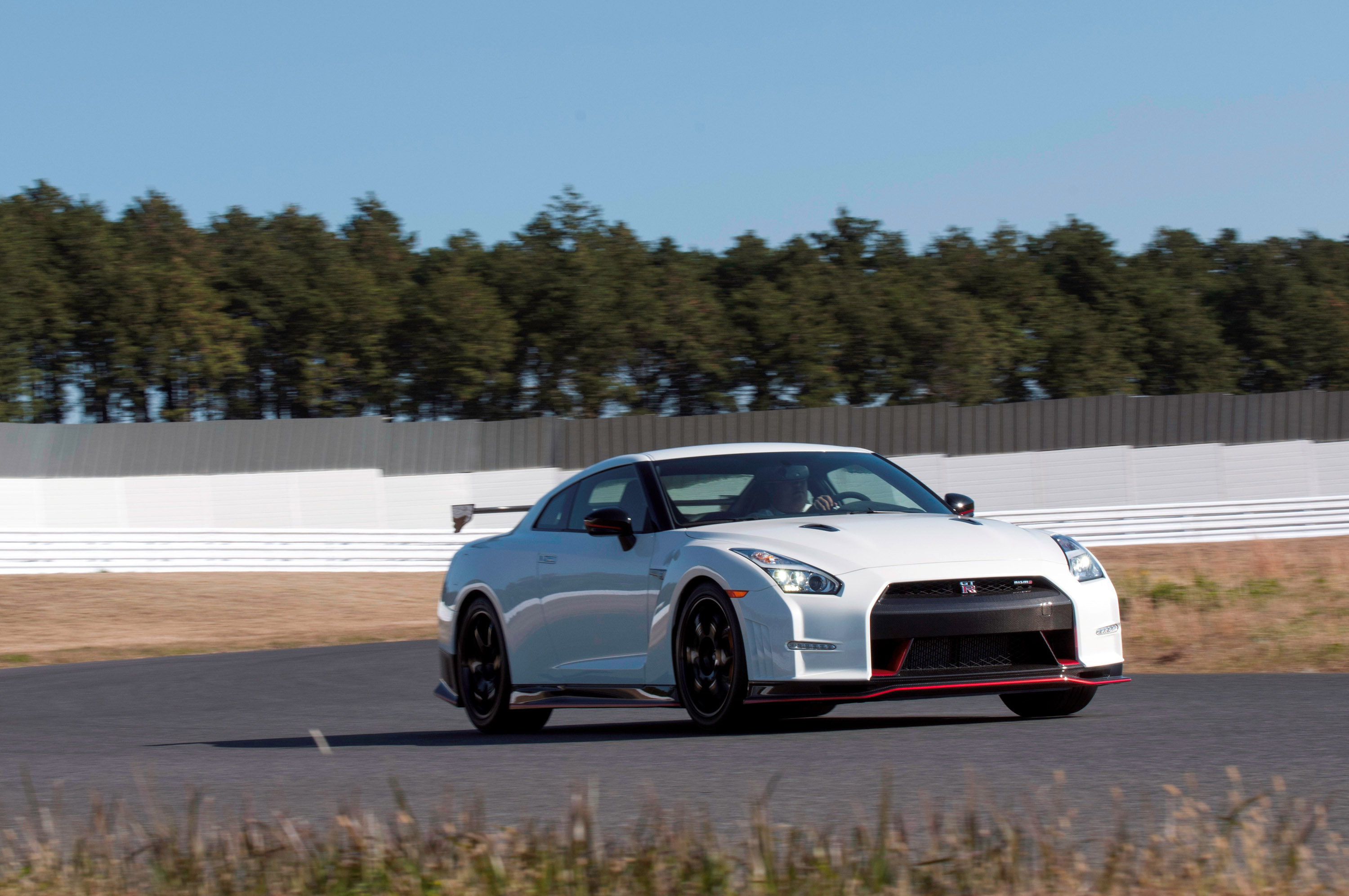 Nissan GT-R Nismo EU-Spec