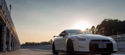 Nissan GT-R Nismo EU-Spec (2014) - picture 7 of 49