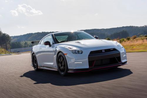 Nissan GT-R Nismo EU-Spec (2014) - picture 1 of 49