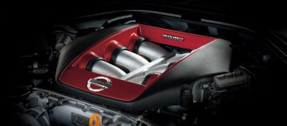 Nissan GT-R Nismo (2014) - picture 12 of 14