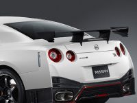 Nissan GT-R Nismo (2014) - picture 4 of 14