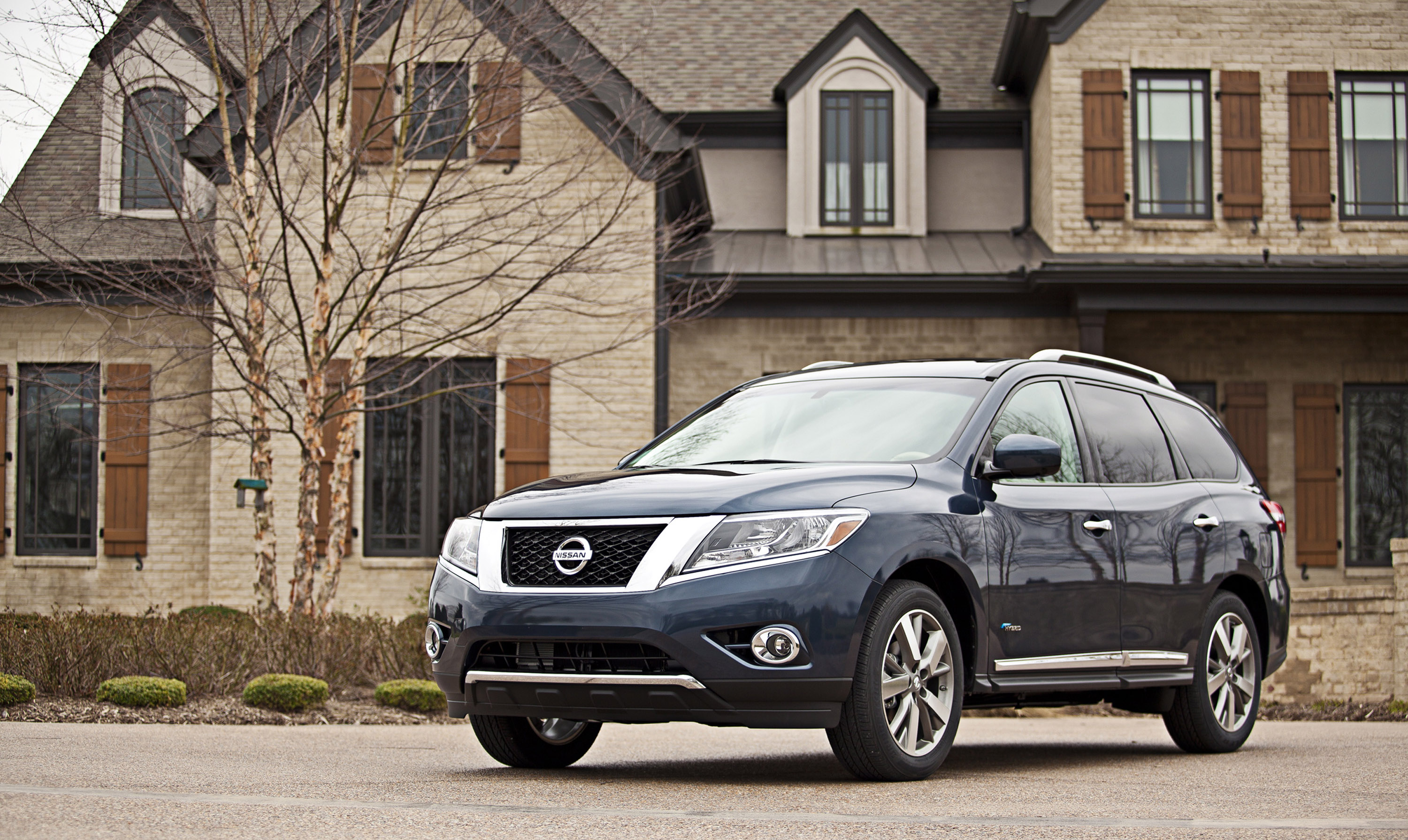 Nissan Pathfinder Hybrid