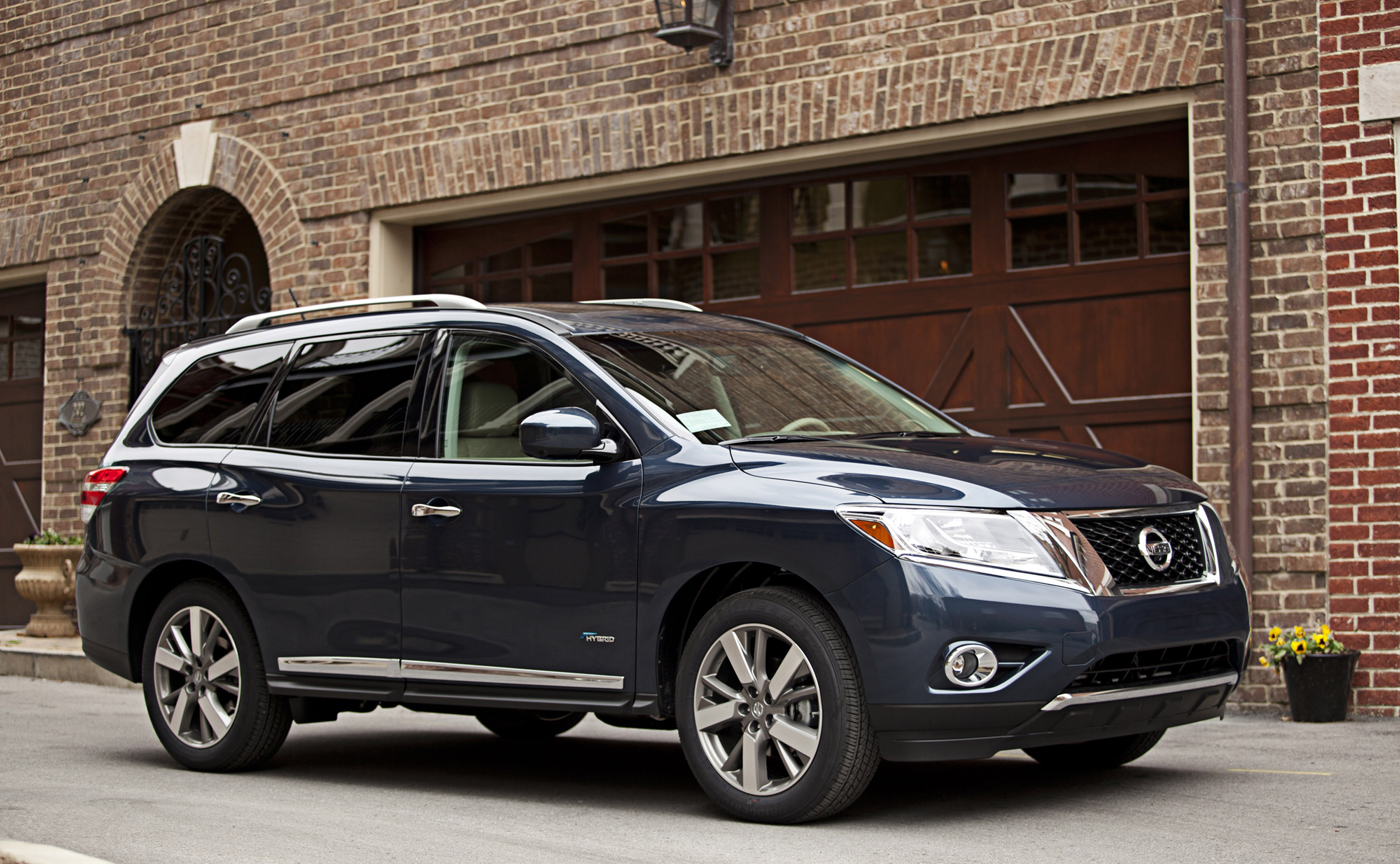 Nissan Pathfinder Hybrid