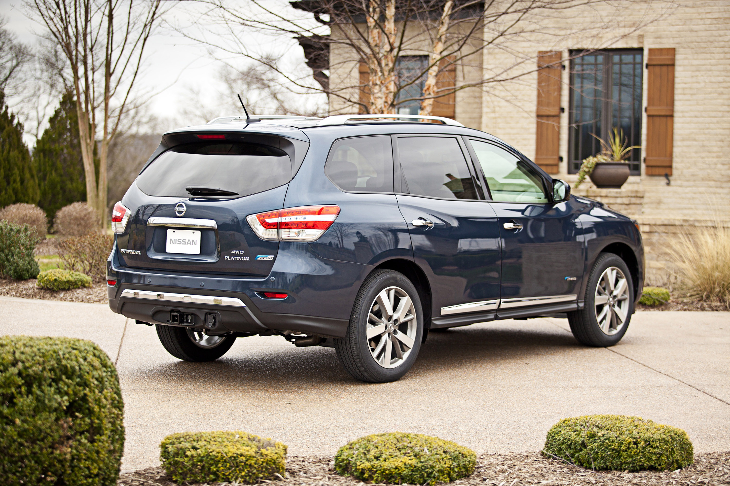 Nissan Pathfinder Hybrid