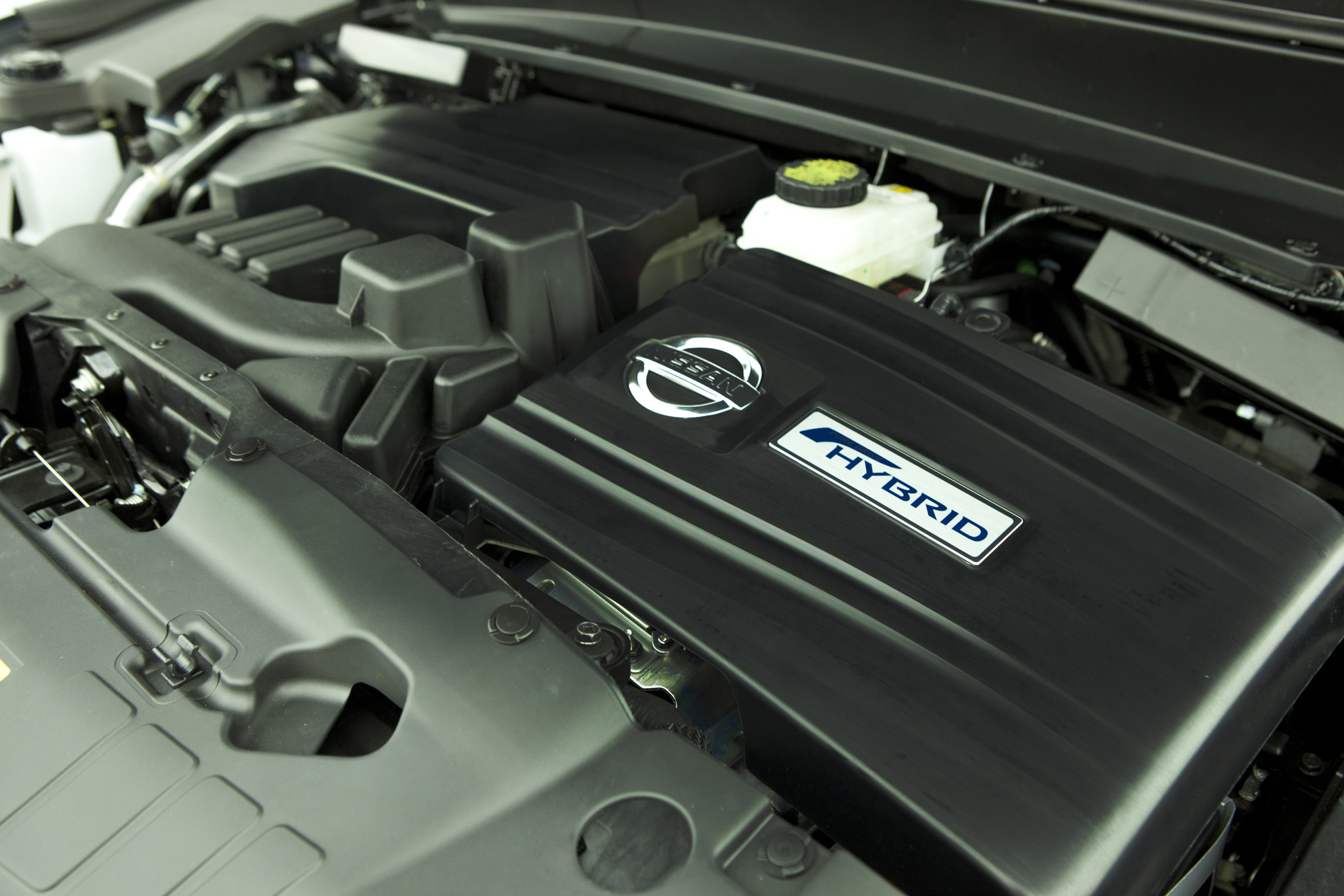 Nissan Pathfinder Hybrid