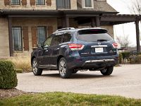 Nissan Pathfinder Hybrid (2014) - picture 6 of 15