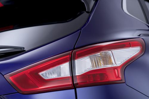 Nissan Qashqai (2014) - picture 24 of 35