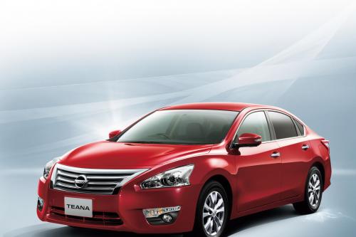 Nissan Teana (2014) - picture 1 of 12