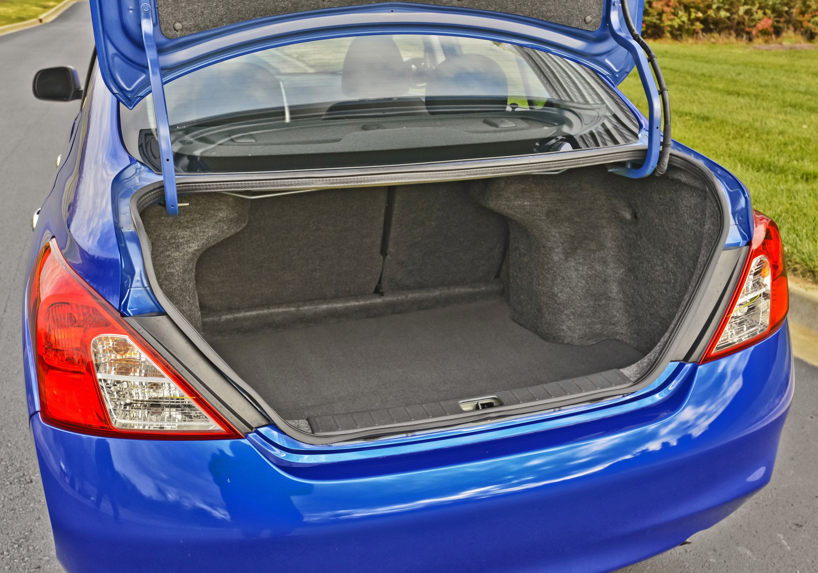 Nissan Versa Sedan