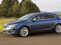 Opel Astra (2014) - picture 2 of 5