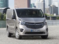 Opel Vivaro (2014) - picture 2 of 5