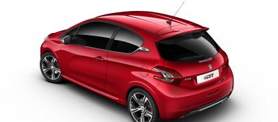Peugeot 208 GTi (2014) - picture 4 of 7