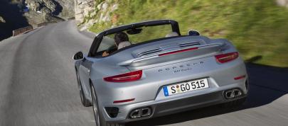 Porsche 911 Turbo Cabriolet (2014) - picture 7 of 9