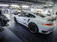 Porsche 911 Turbo S Exclusive GB Edition (2014) - picture 2 of 5