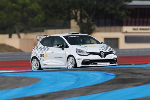 Renault Clio Cup (2014) - picture 1 of 2