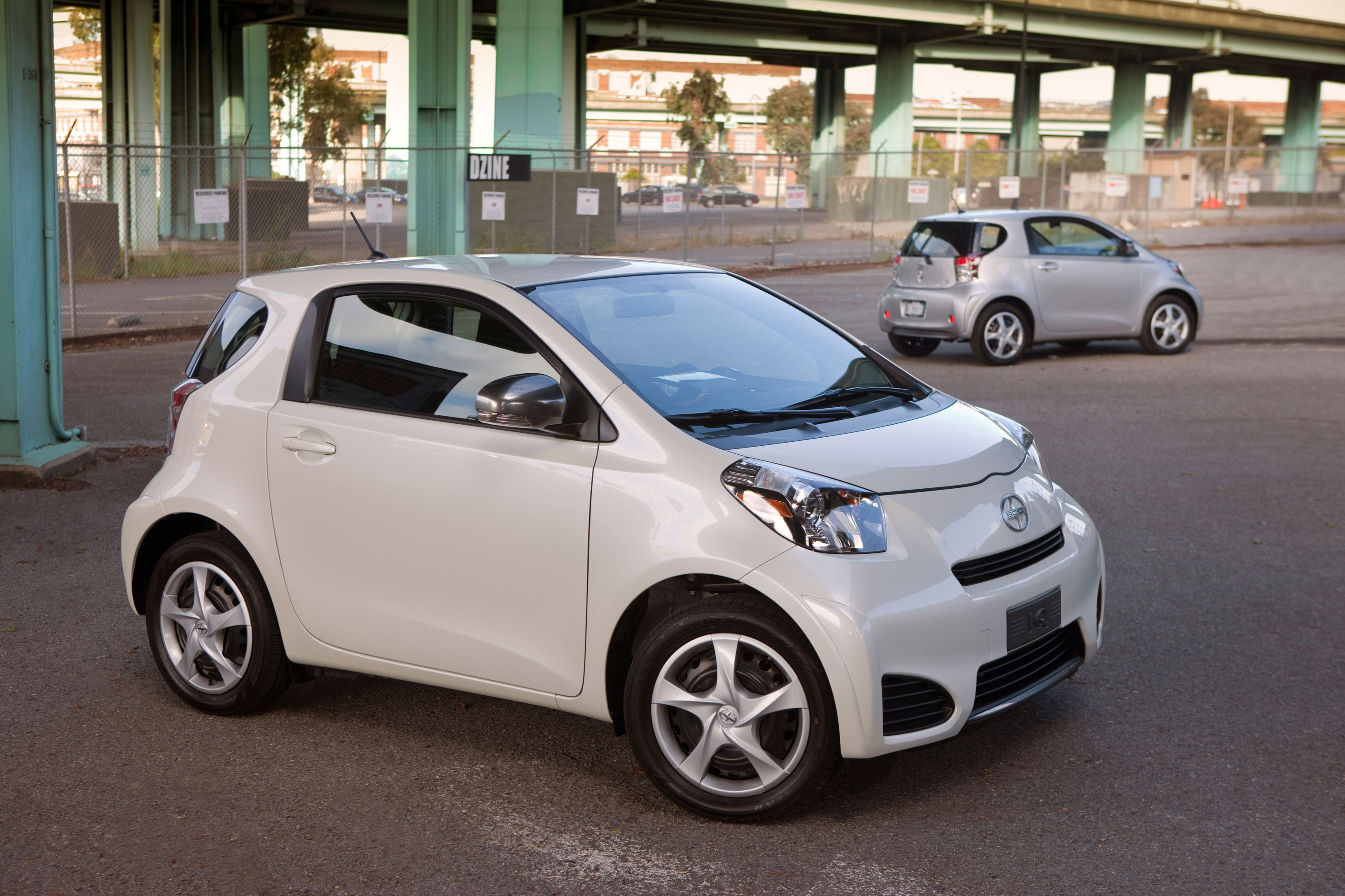 Scion iQ