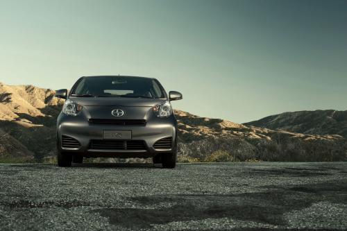 Scion iQ (2014) - picture 1 of 23