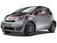 Scion iQ (2014) - picture 7 of 23