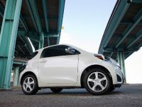 Scion iQ (2014) - picture 11 of 23