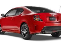 Scion tC (2014) - picture 2 of 2