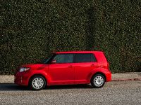 Scion xB (2014) - picture 3 of 18