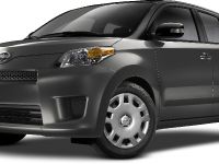 Scion xD Two Tone (2014) - picture 3 of 4