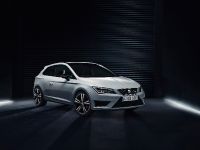 Seat Leon Cupra (2014) - picture 2 of 8