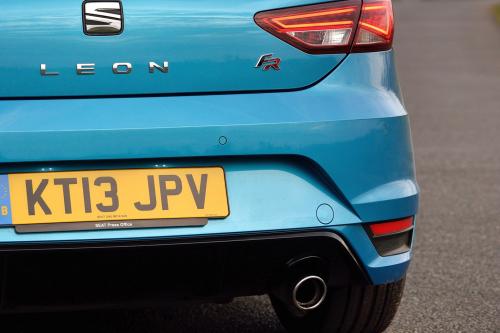 Seat Leon Sports Styling Kit (2014) - picture 16 of 17