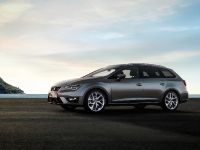 Seat Leon ST (2014) - picture 1 of 8