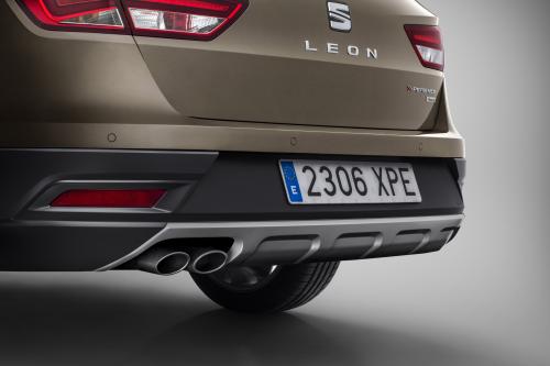 Seat Leon X-Perience (2014) - picture 9 of 15