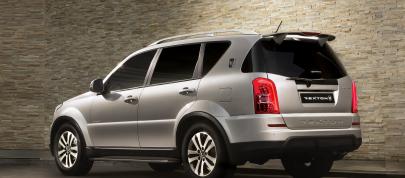SsangYong Rexton W (2014) - picture 4 of 5