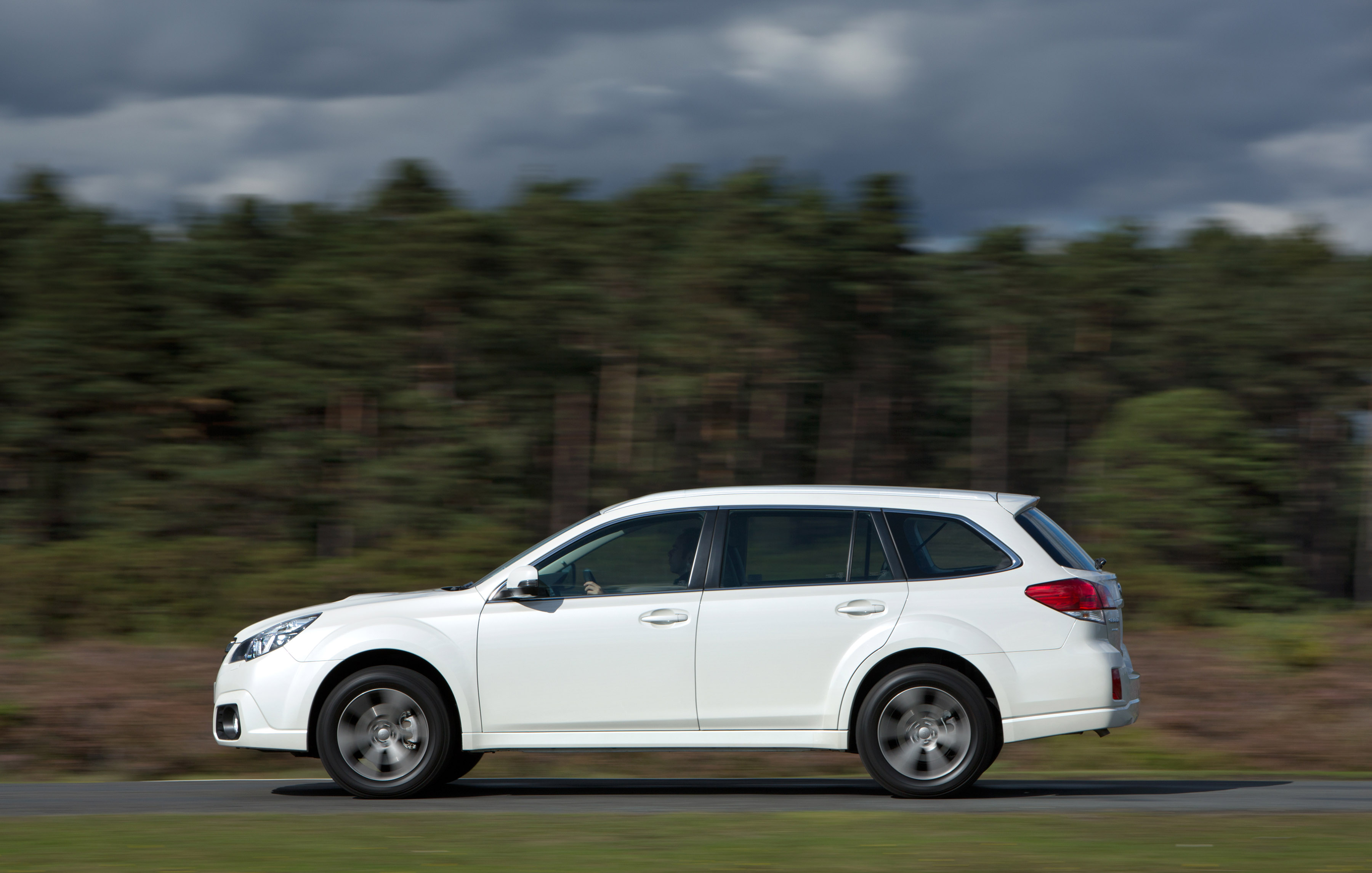 Subaru Outback 2.0D SX Lineartronic