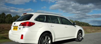 Subaru Outback 2.0D SX Lineartronic (2014) - picture 4 of 4