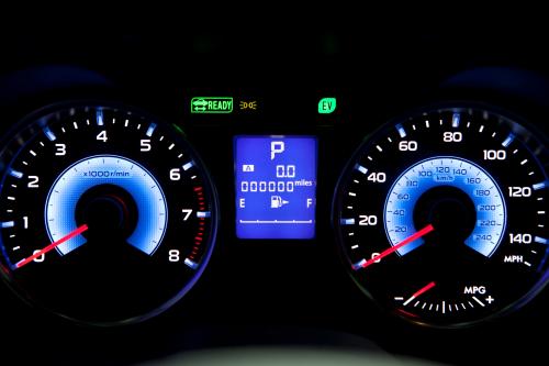 Subaru XV Crosstrek Hybrid (2014) - picture 8 of 12