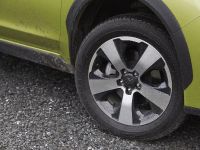 Subaru XV Crosstrek Hybrid (2014) - picture 11 of 12
