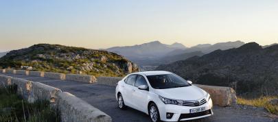 Toyota Corolla (2014) - picture 55 of 82