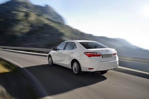 Toyota Corolla (2014) - picture 41 of 82