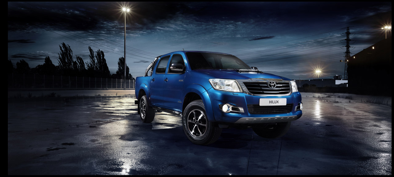 Toyota Hilux Invincible