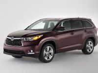 Toyota Kluger SUV (2014) - picture 1 of 4