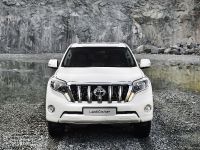 Toyota Land Cruiser (2014) - picture 2 of 5