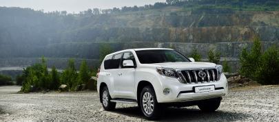 Toyota LandCruiser Prado (2014) - picture 4 of 6