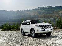 Toyota LandCruiser Prado (2014) - picture 4 of 6