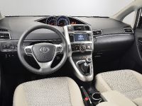 Toyota Verso (2014) - picture 3 of 4