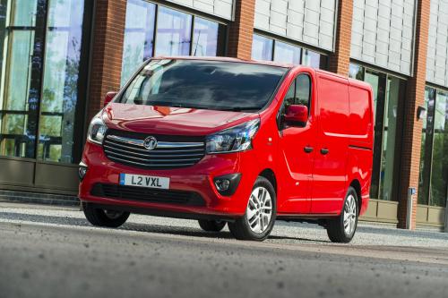 Vauxhall Vivaro (2014) - picture 1 of 16