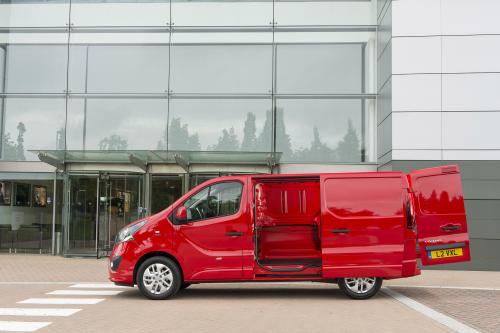 Vauxhall Vivaro (2014) - picture 9 of 16